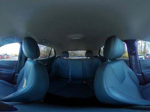 Used 2025 Buick Encore GX Preferred image 40