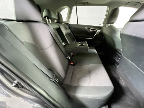 Used 2024 Toyota RAV4 XLE image 27