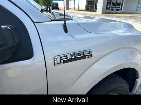 Used 2016 Ford F150 XL w/ Equipment Group 101A Mid AWD/4WD image 9