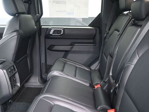 New 2025 Ford Bronco Outer Banks image 7