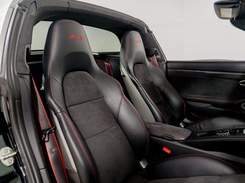 Used 2016 Porsche 911 Targa 4 GTS AWD/4WD image 37