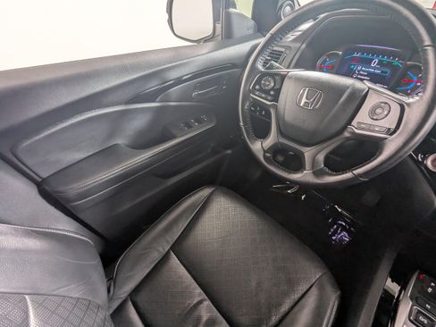 Used 2021 Honda Passport Touring image 9