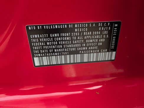 Used 2016 Volkswagen GTI SE w/ Driver Assistance Package image 31