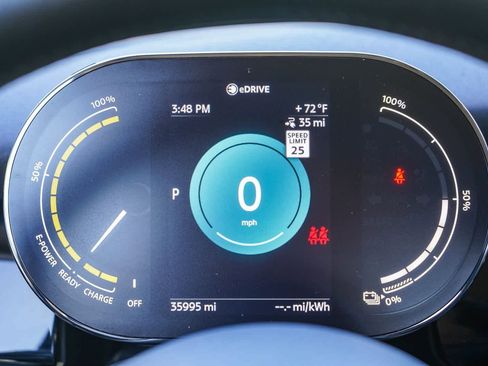 Used 2022 MINI Cooper SE FWD image 17