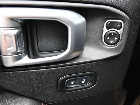 Used 2020 Jeep Gladiator Rubicon AWD/4WD image 11