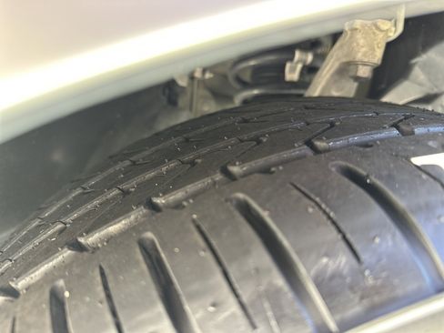 Used 2023 Volvo S90 B6 Ultimate image 12