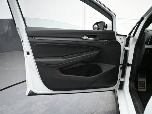 Used 2023 Volkswagen GTI SE image 10