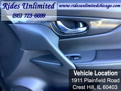 Used 2018 Nissan Rogue SL w/ Premium Package AWD/4WD image 36