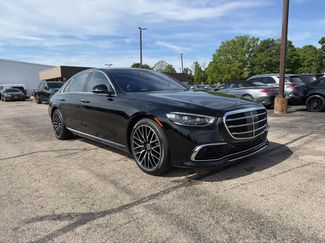 Used 2022 Mercedes-Benz S 580 4MATIC Sedan video 2