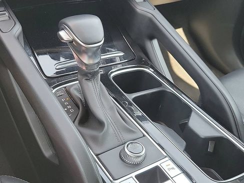 Used 2025 Kia Telluride S FWD image 18