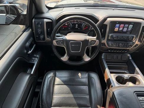 Used 2017 GMC Sierra 1500 Denali AWD/4WD image 11