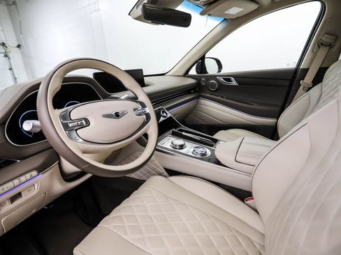 Used 2024 Genesis GV80 3.5T w/ Prestige Package AWD/4WD image 10