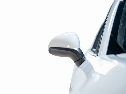 Used 2016 Porsche 911 Carrera 4S image 8