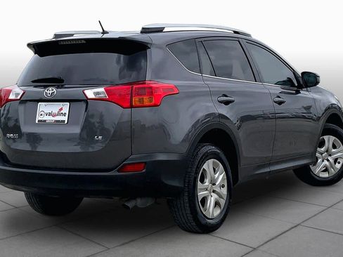 Used 2014 Toyota RAV4 LE FWD image 13