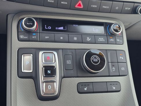 Used 2025 Hyundai Palisade SEL FWD image 21