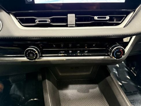 New 2026 Chevrolet Equinox LT image 32