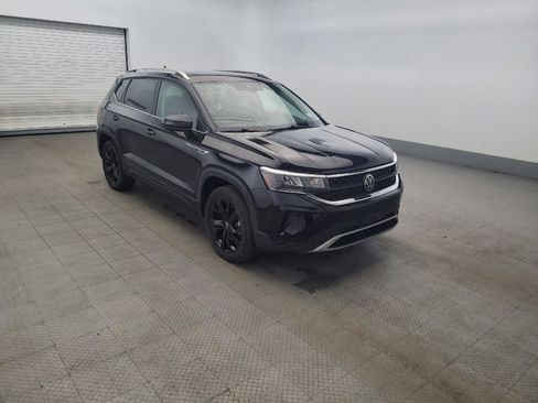 Used 2022 Volkswagen Taos SE AWD/4WD image 13