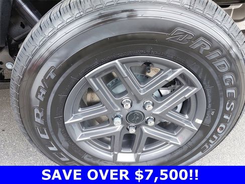 New 2025 Jeep Gladiator Sport image 32