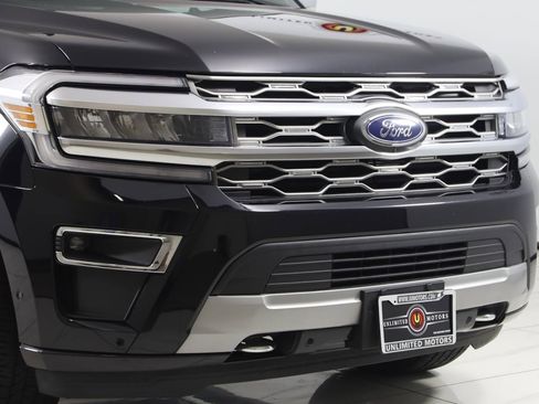 Used 2024 Ford Expedition Max Platinum AWD/4WD image 50