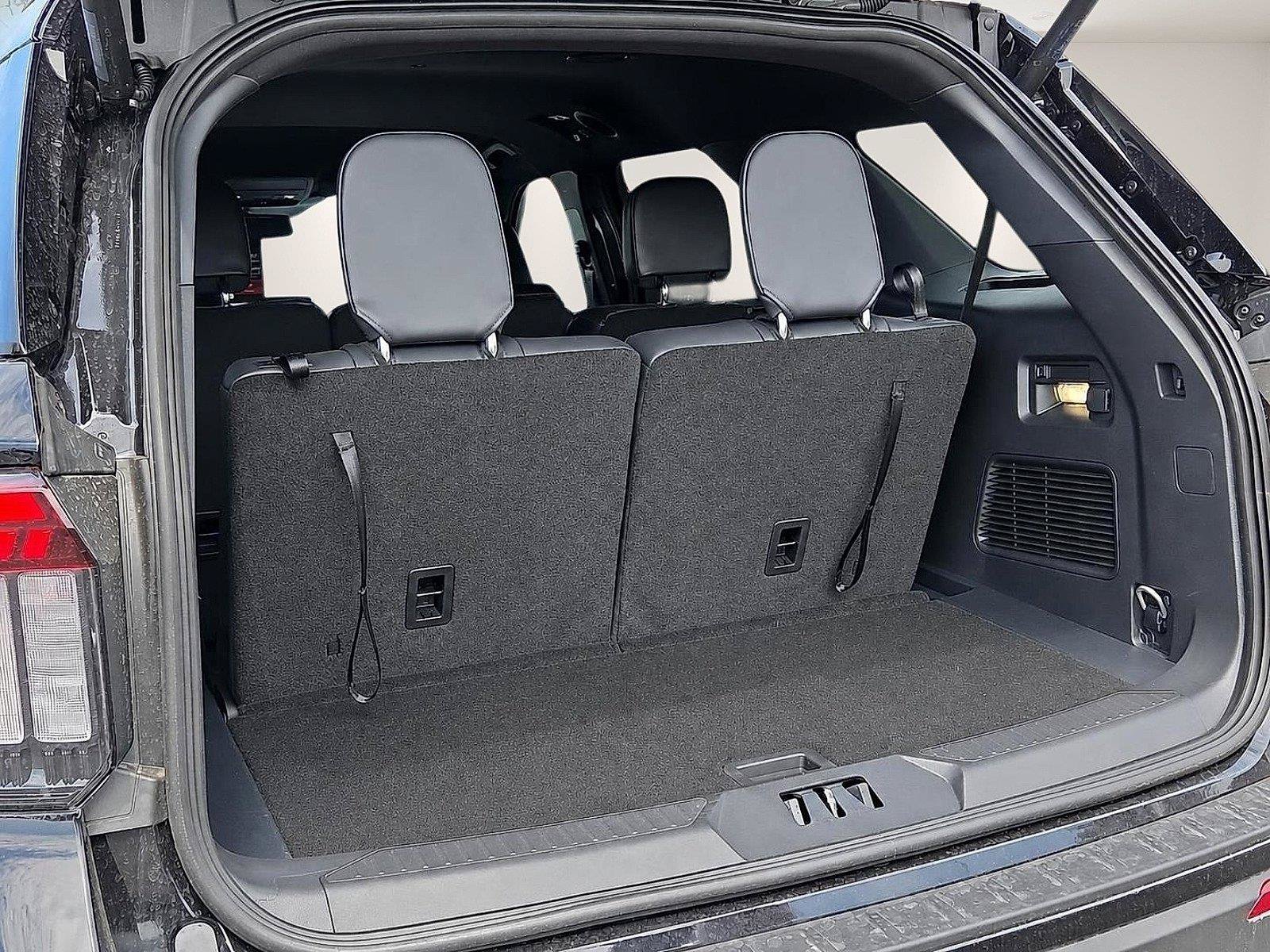 New 2026 Ford Explorer ST-Line w/ Premium Package RWD image 9