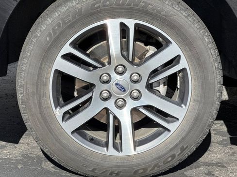 Used 2024 Ford Expedition Limited image 48