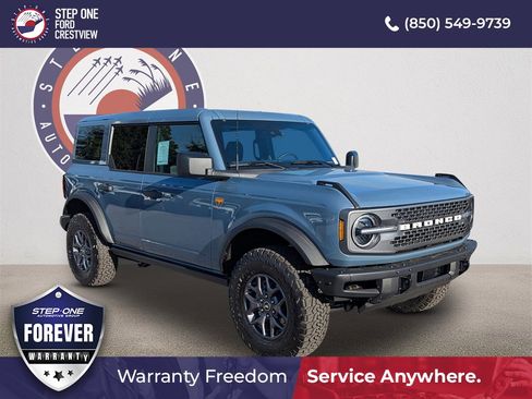 New 2025 Ford Bronco Badlands image 1