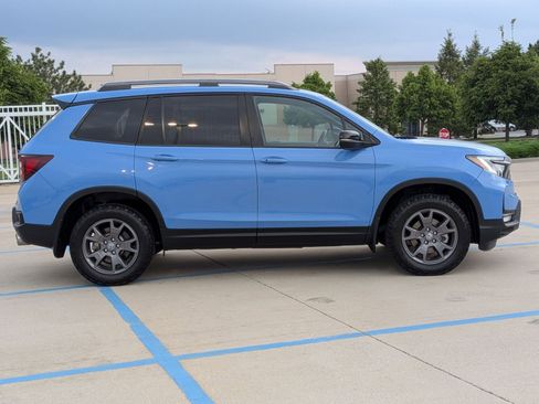 Certified 2024 Honda Passport TrailSport image 5