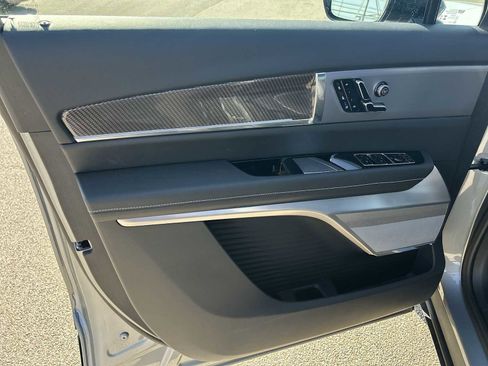 New 2026 Cadillac Vistiq Luxury image 22