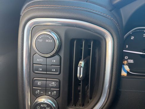 Used 2022 GMC Sierra 3500 AT4 w/ Gooseneck/5TH Wheel Package image 14