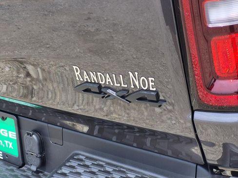 New 2026 RAM 1500 Express AWD/4WD image 7