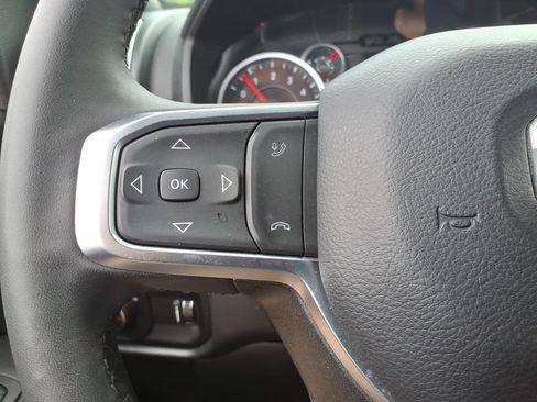 Used 2025 RAM 2500 Big Horn AWD/4WD image 32