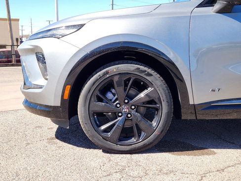 New 2025 Buick Envision Sport Touring image 6