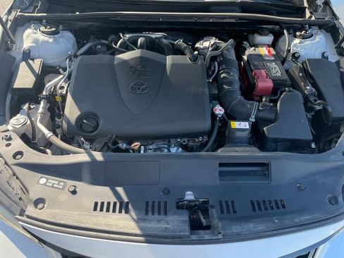 Certified 2022 Toyota Avalon Touring w/ Advanced Safety Package FWD image 24