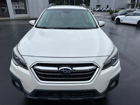 Used 2018 Subaru Outback 2.5i Limited AWD/4WD image 8