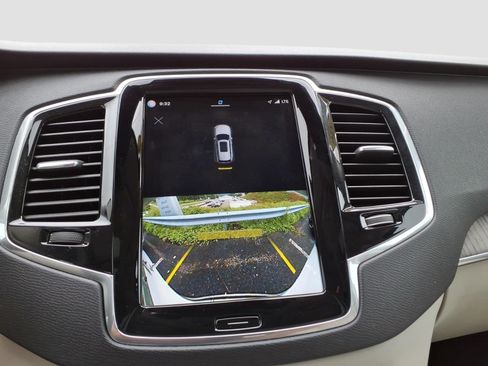 Used 2023 Volvo XC90 B6 Plus w/ Protection Package Premier AWD/4WD image 19