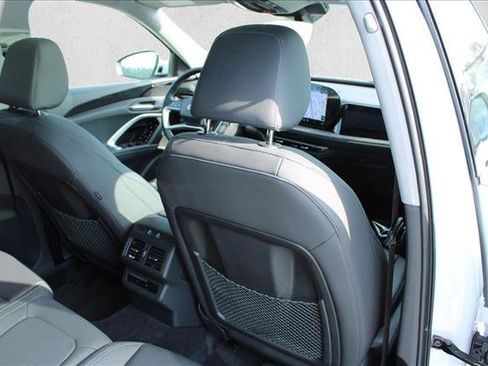 Certified 2025 Audi Q5 Premium w/ Convenience Package AWD/4WD image 30