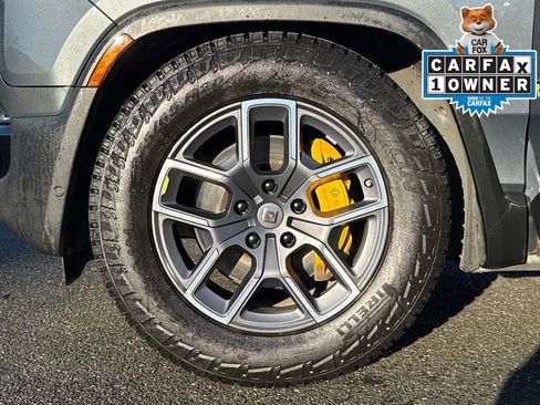 Used 2022 Rivian R1S Launch Edition image 30