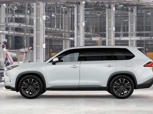 New 2026 Toyota Grand Highlander AWD Hybrid image 4