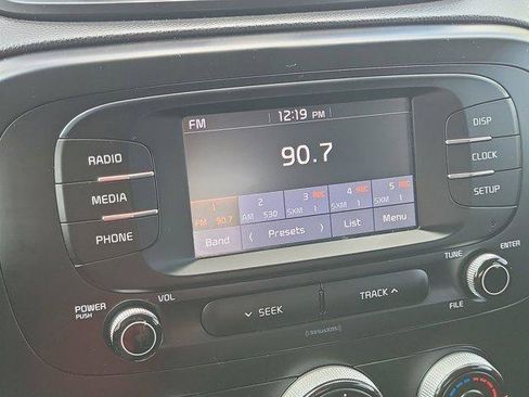 Used 2019 Kia Soul FWD image 25
