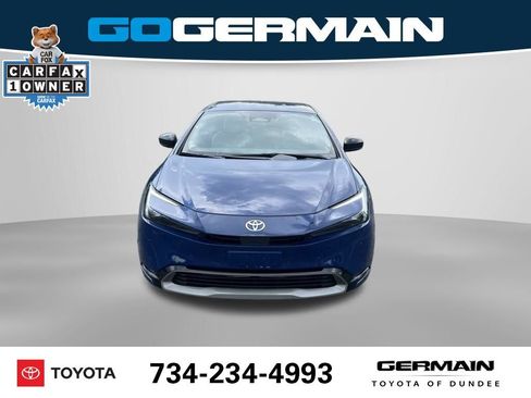 Used 2025 Toyota Prius XLE AWD/4WD image 2