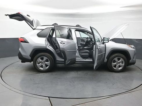 Certified 2025 Toyota RAV4 XLE w/ Convenience Package FWD image 58