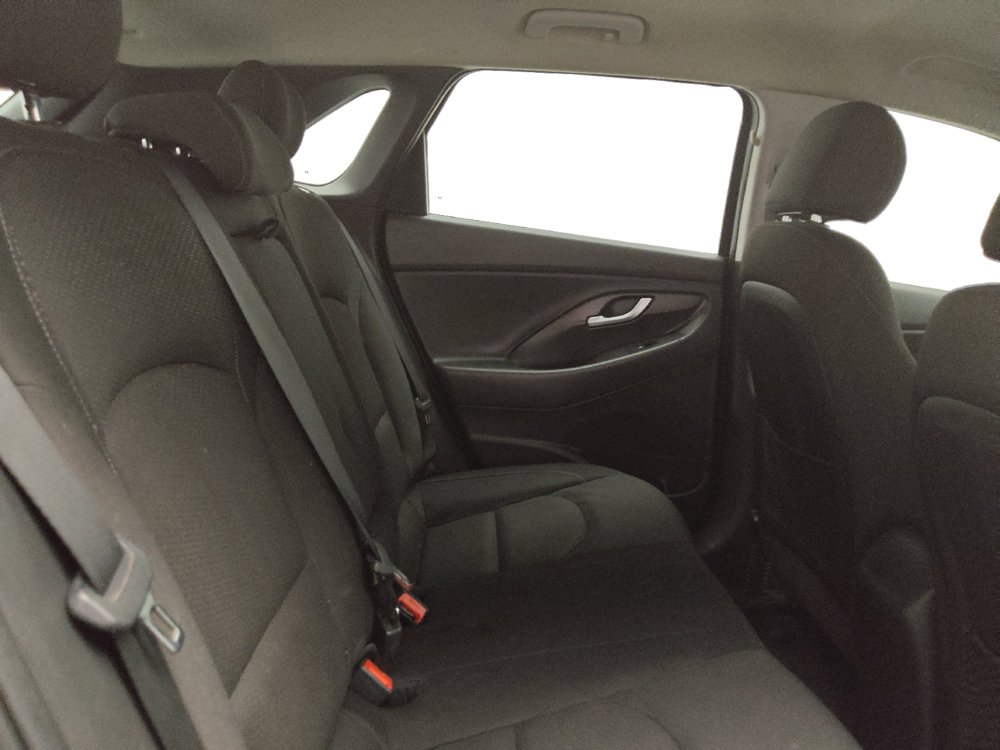 Used 2020 Hyundai Elantra GT FWD image 19