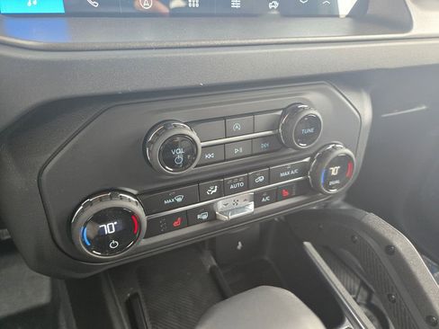 New 2025 Ford Bronco Big Bend w/ Black Diamond Package image 16