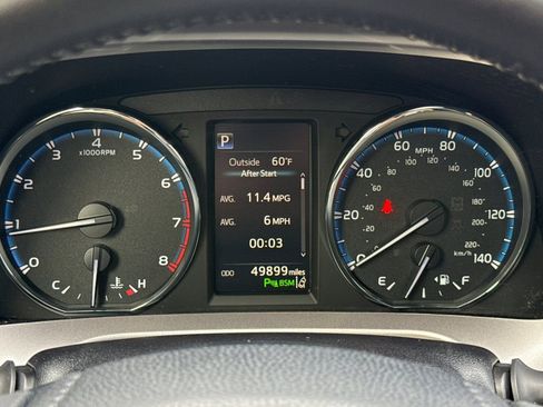 Used 2018 Toyota RAV4 Limited image 24