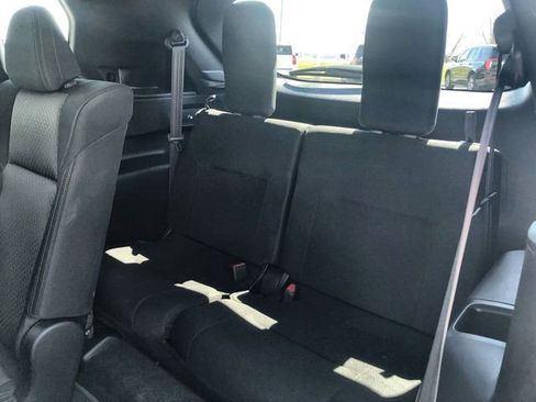 Used 2025 Mitsubishi Outlander ES AWD/4WD image 23