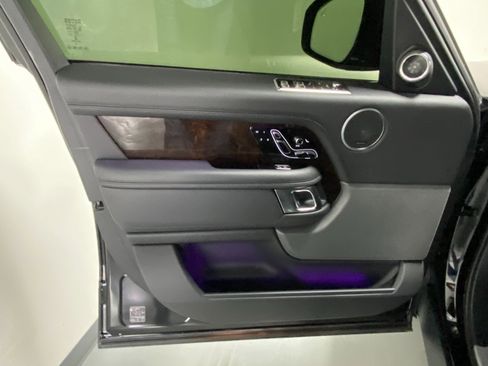 Used 2020 Land Rover Range Rover Long Wheelbase HSE image 3
