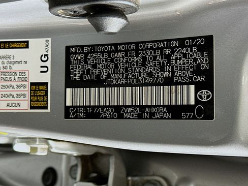 Used 2020 Toyota Prius Prime XLE image 12