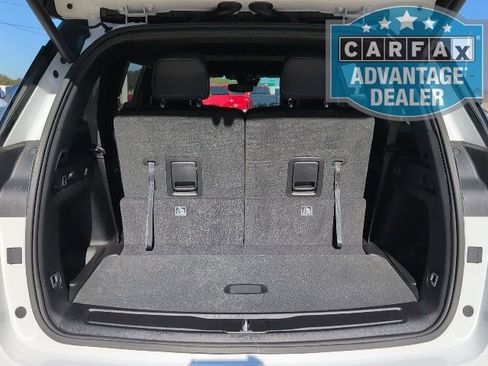 Used 2024 Jeep Grand Cherokee L Altitude image 11