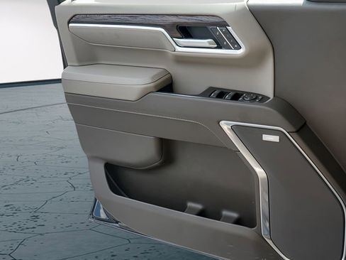 New 2026 GMC Sierra 1500 SLT AWD/4WD image 16