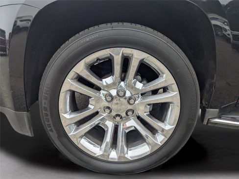 Used 2018 GMC Yukon SLT w/ Premium Edition image 10